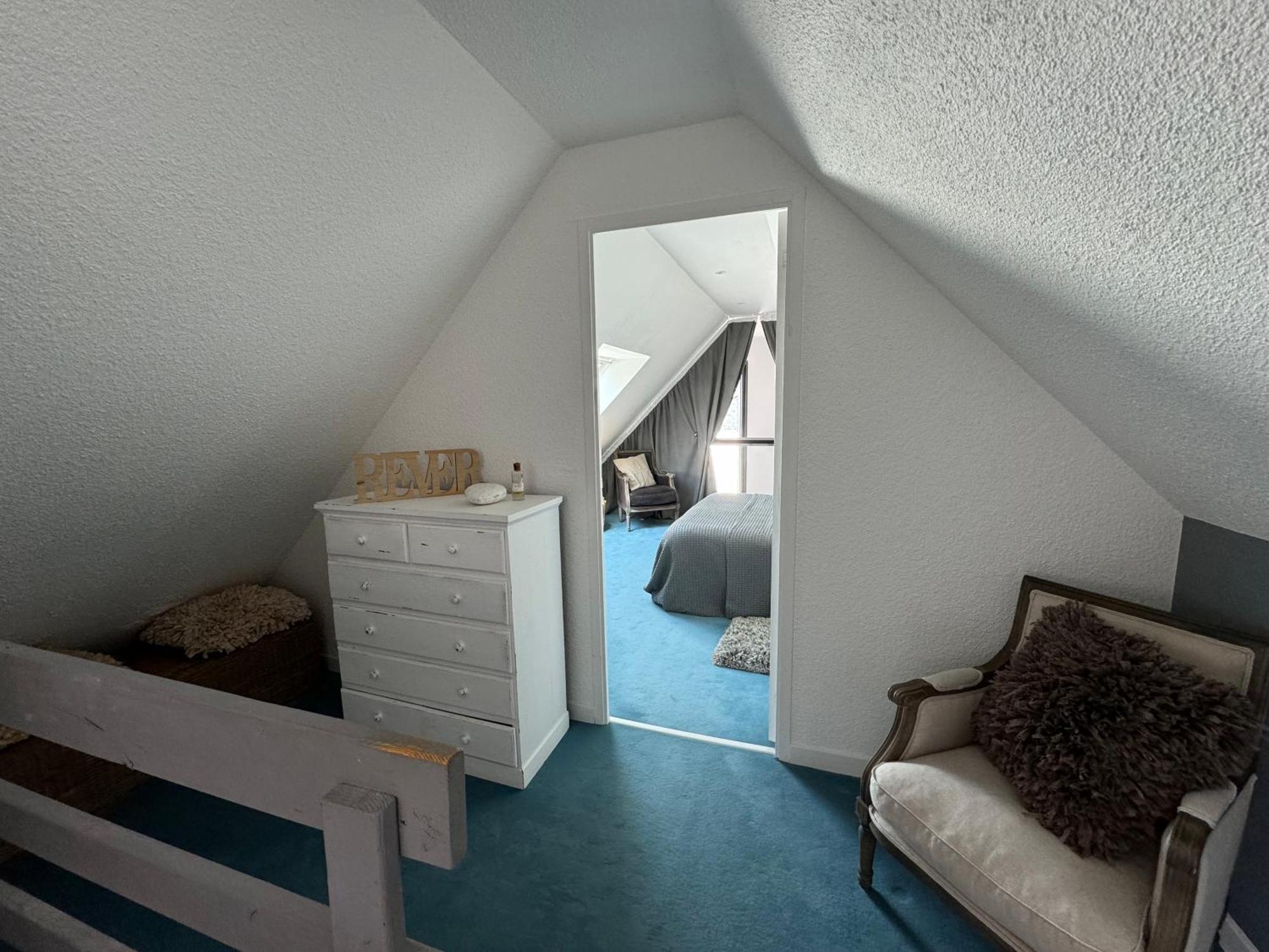 Pavillon De La 3*
